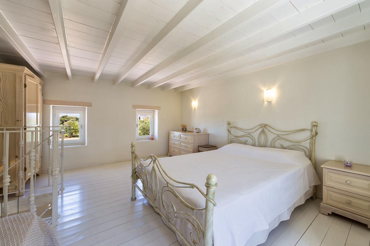 Villa Filizi - Filizi Naoussa Paros Санта-Мария Экстерьер фото
